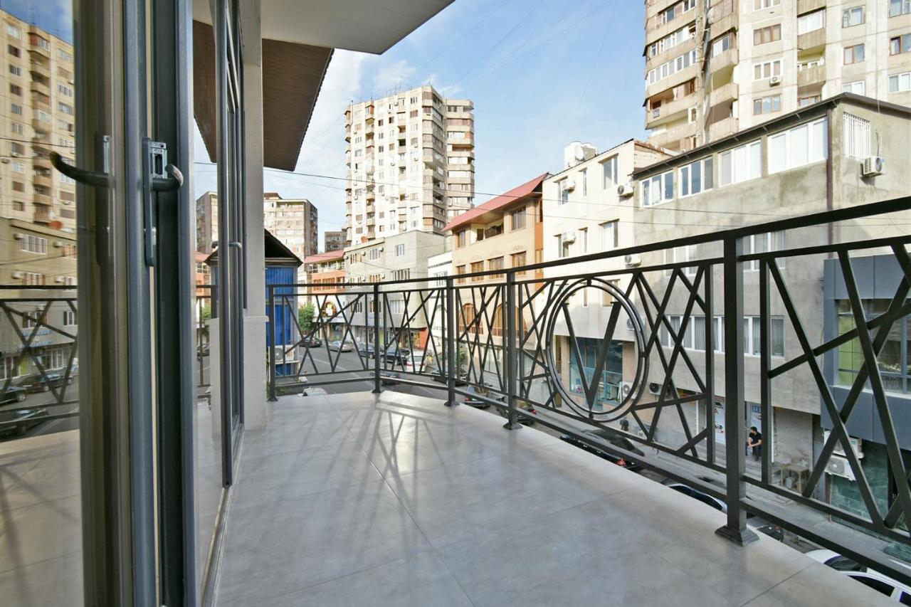 New Apartment In Yerevan City Center Exterior foto